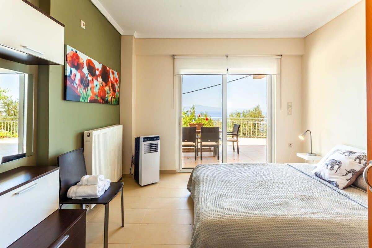 Вілла Aigli Fully Equipped Getaway - Seaview Lux Retreat Каламата Екстер'єр фото