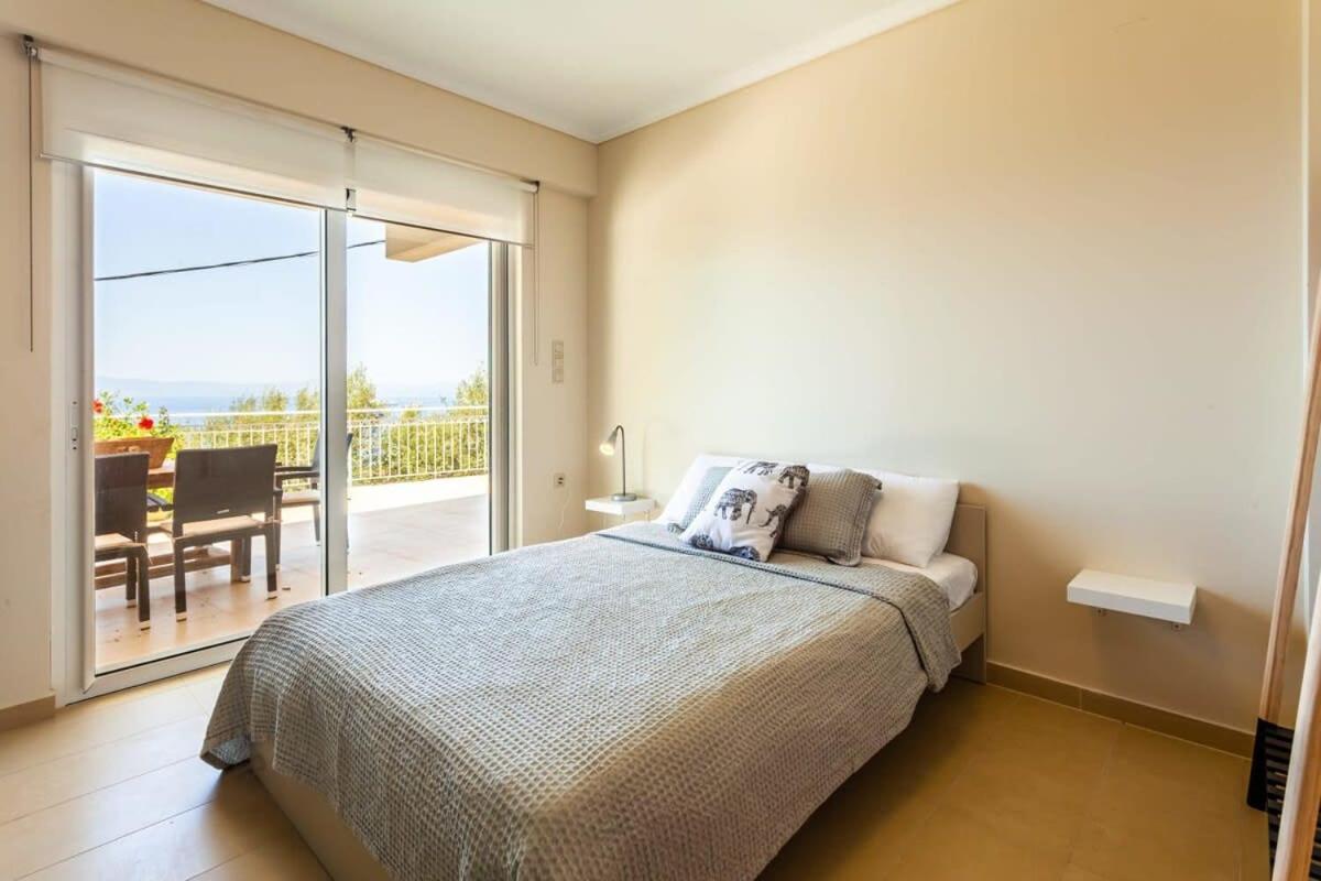 Вілла Aigli Fully Equipped Getaway - Seaview Lux Retreat Каламата Екстер'єр фото